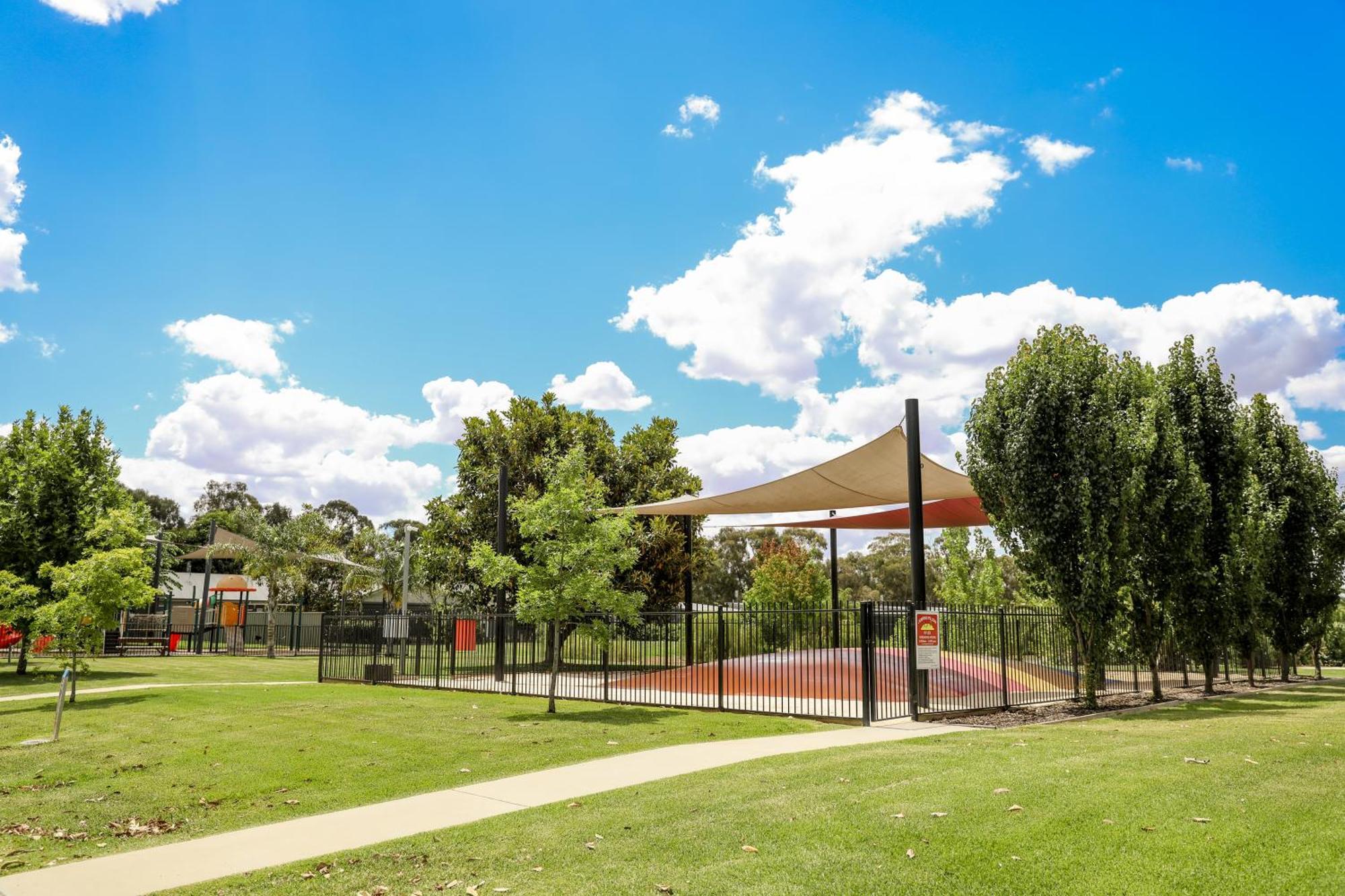 Discovery Parks - Moama Waters 外观 照片